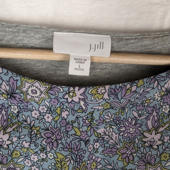 4/$20 Sale- J Jill Floral Blouse Top LP Large Petite Gray Purple Blue 3/4 Sleeve - Picture 8 of 11